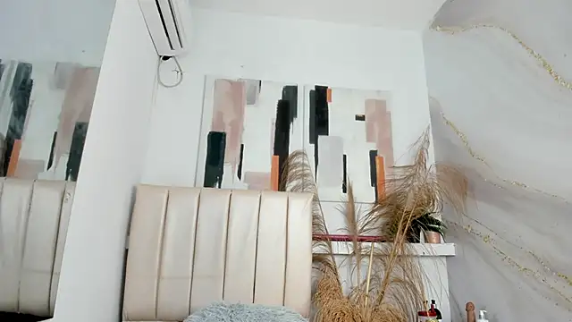 kristyl paez online show from 5, 2, 2026