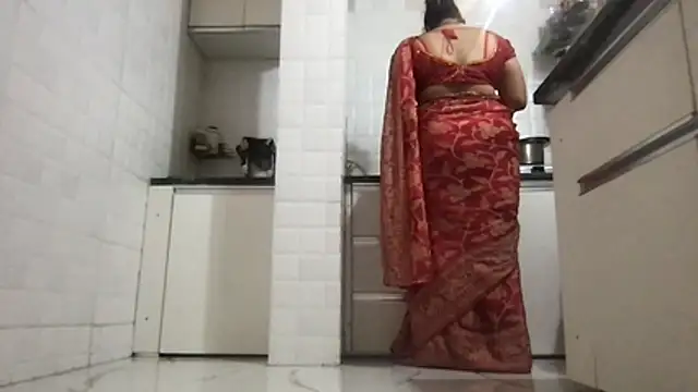 Snapshot of Riyasingh9 chatting on 14, 2, 2026 Riyasingh9 online show from 14, 2, 2026