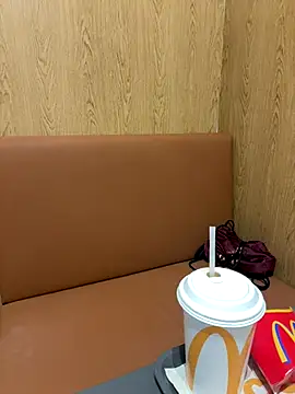 CherryAuroraa online show from 21, 11, 2025