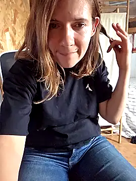 Lina lou4 online show from 8, 9, 2025