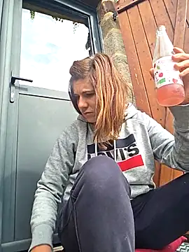 Lina lou4 online show from 28, 9, 2025