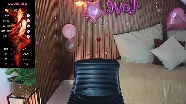 Snapshot of AmelieAxie chatting on 15, 2, 2025 AmelieAxie online show from 15, 2, 2025