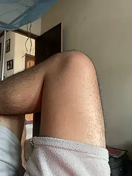 Snapshot of DreamerAsianGuy chatting on 27, 2, 2025 DreamerAsianGuy online show from 27, 2, 2025