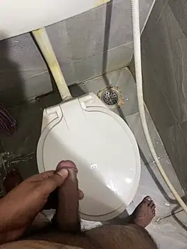 Rahuldhe22 online show from 4, 1, 2025