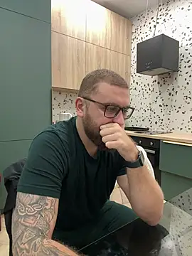 Bear bear  online show from 3, 3, 2025