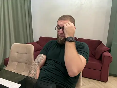 Bear bear  online show from 13, 3, 2025