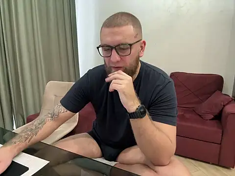 Bear bear  online show from 16, 3, 2025