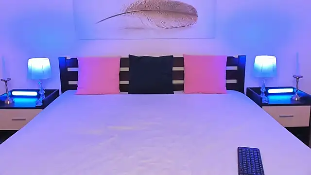 Jesss Leone online show from 25, 3, 2026