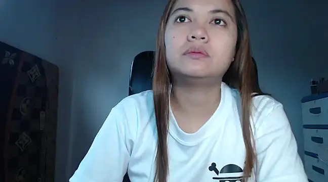 xTheLastVIRGINx online show from 10, 12, 2024