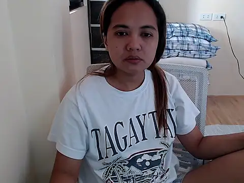 xTheLastVIRGINx online show from 5, 2, 2026