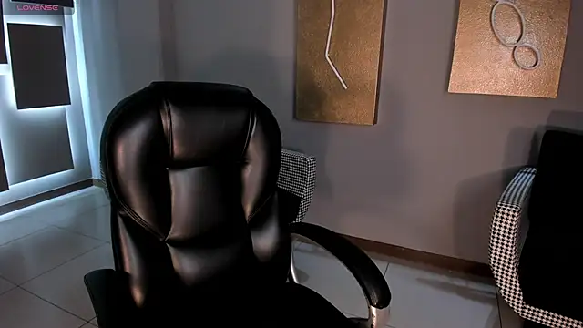 JuanitaClay online show from 31, 10, 2025