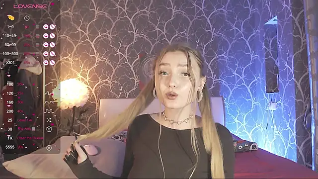 MiaMiaMeow online show from 2, 3, 2026