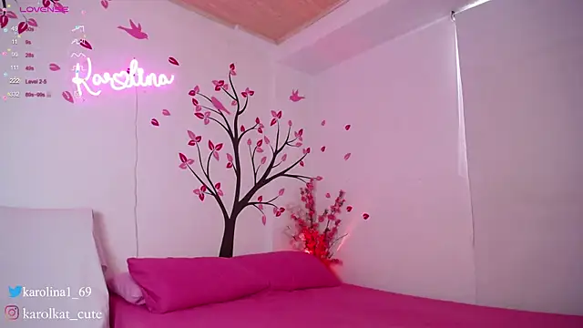 Karolina 1 online show from 27, 1, 2025