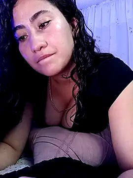 Snapshot of francesca_baker1007 chatting on 12, 12, 2024 francesca baker1007 online show from 12, 12, 2024