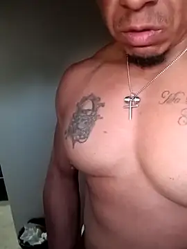 Snapshot of ivandignity chatting on 12, 11, 2025 ivandignity online show from 12, 11, 2025