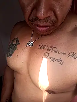 Snapshot of ivandignity chatting on 15, 12, 2025 ivandignity online show from 15, 12, 2025