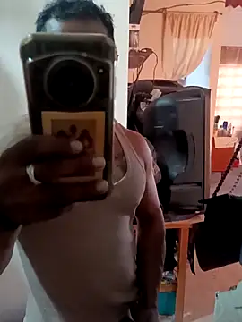 Snapshot of ivandignity chatting on 18, 12, 2025 ivandignity online show from 18, 12, 2025