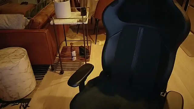 HungandThickLatin online show from 11, 1, 2026