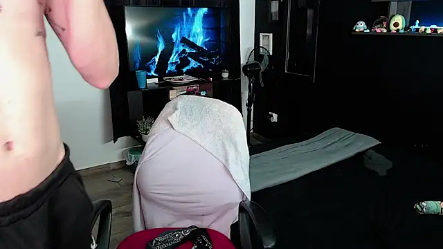 Snapshot of andybxby chatting on 15, 3, 2025 andybxby online show from 15, 3, 2025