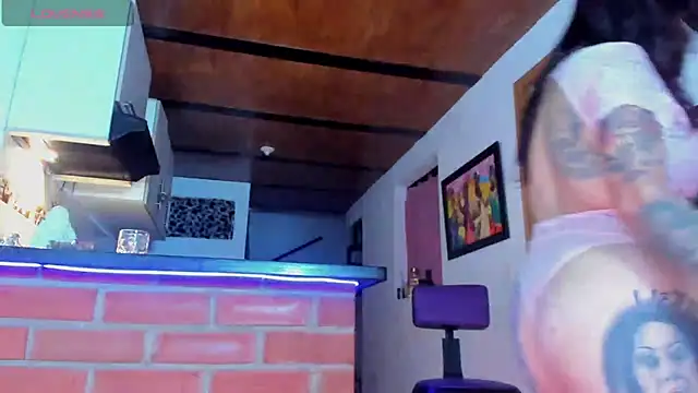 Snapshot of ink_demonxxx chatting on 26, 9, 2025 ink demonxxx online show from 26, 9, 2025