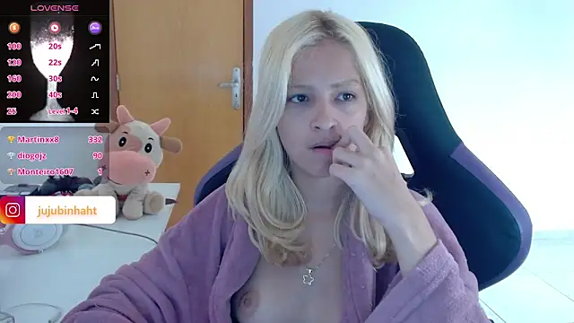Snapshot of jujubinhahot chatting on 1, 2, 2025 jujubinhahot online show from 1, 2, 2025