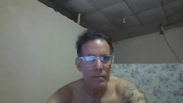 Snapshot of CaptainFox chatting on 10, 6, 2026 CaptainFox online show from 10, 6, 2026