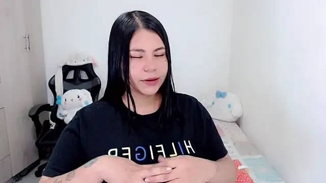 Youlittlepervertt  online show from 8, 11, 2025