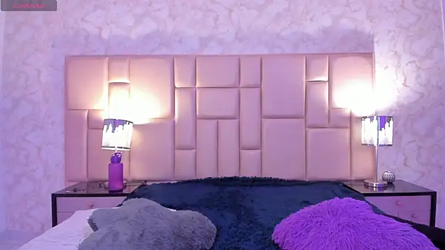 Darnellqueen online show from 14, 12, 2024