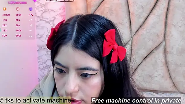 Hikikodoll   online show from 8, 2, 2025