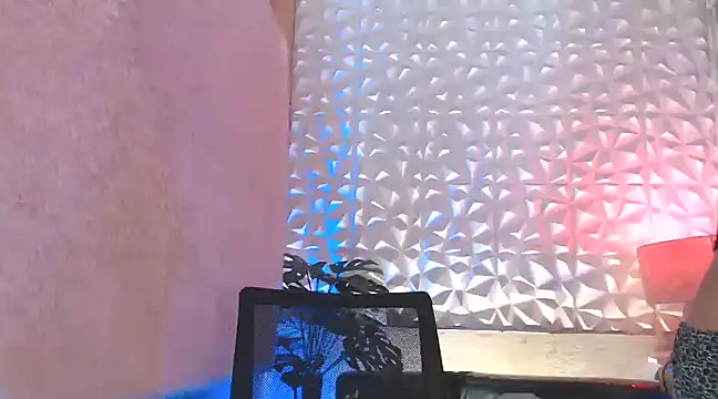 Snapshot of Ladygel20 chatting on 13, 1, 2025 Ladygel20 online show from 13, 1, 2025