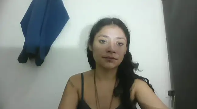 TamaraNauthy online show from 8, 2, 2025