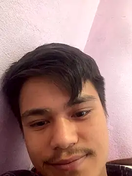 Hullax online show from 31, 10, 2025