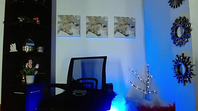 Karina Yang online show from 16, 2, 2025