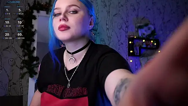 Moon Valkyrie online show from 4, 1, 2025