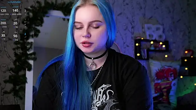 Moon Valkyrie online show from 20, 1, 2025