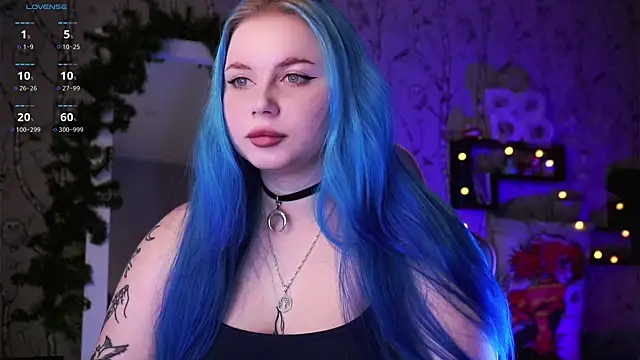 Moon Valkyrie online show from 30, 1, 2025