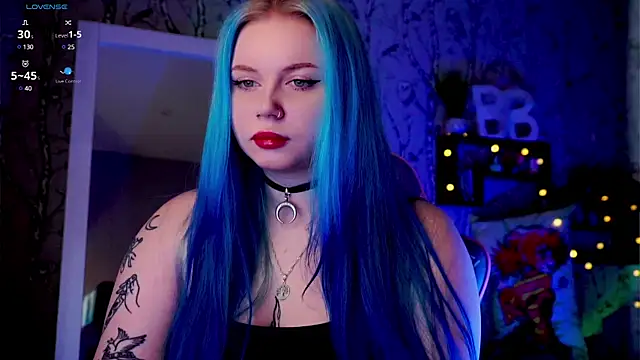 Moon Valkyrie online show from 9, 2, 2025