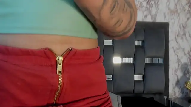 Snapshot of Nicolette_russo chatting on 1, 3, 2025 Nicolette russo online show from 1, 3, 2025