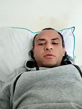 julialdinho10 online show from 11, 4, 2026