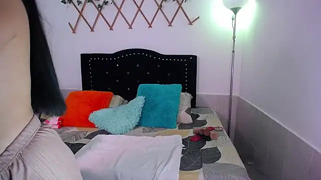 naughty girl 4u online show from 24, 11, 2025