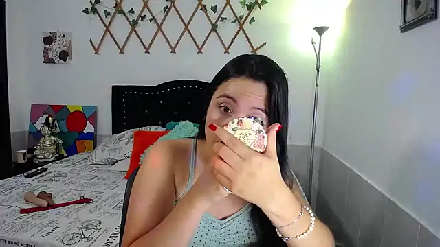 naughty girl 4u online show from 31, 3, 2026