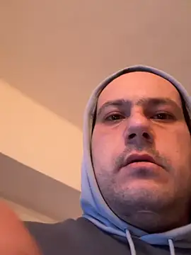 Lovemilf6969xh online show from 10, 3, 2026