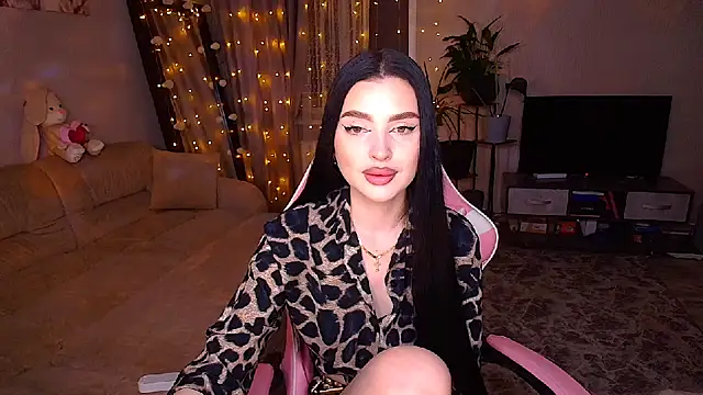   Malika   online show from 4, 12, 2025