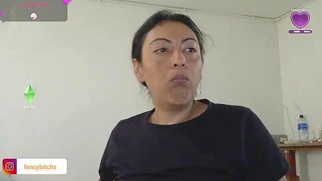 ErikaRika online show from 10, 12, 2024