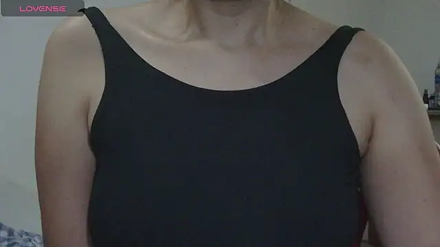 ErikaRika online show from 23, 2, 2025
