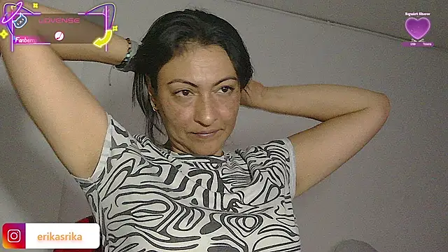 ErikaRika online show from 17, 9, 2025