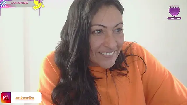 ErikaRika online show from 6, 10, 2025