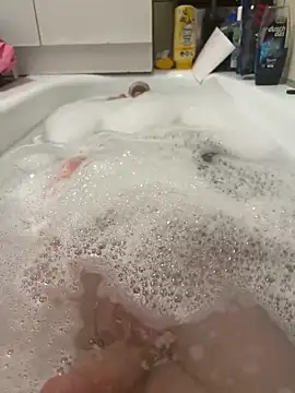 Snapshot of David19932908 chatting on 12, 2, 2025 David19932908 online show from 12, 2, 2025