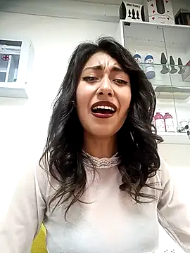 Scarlet wd18 online show from 18, 3, 2025