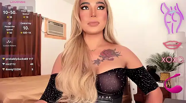 Snapshot of Lustrous_Nathalie chatting on 25, 1, 2025 Lustrous Nathalie online show from 25, 1, 2025